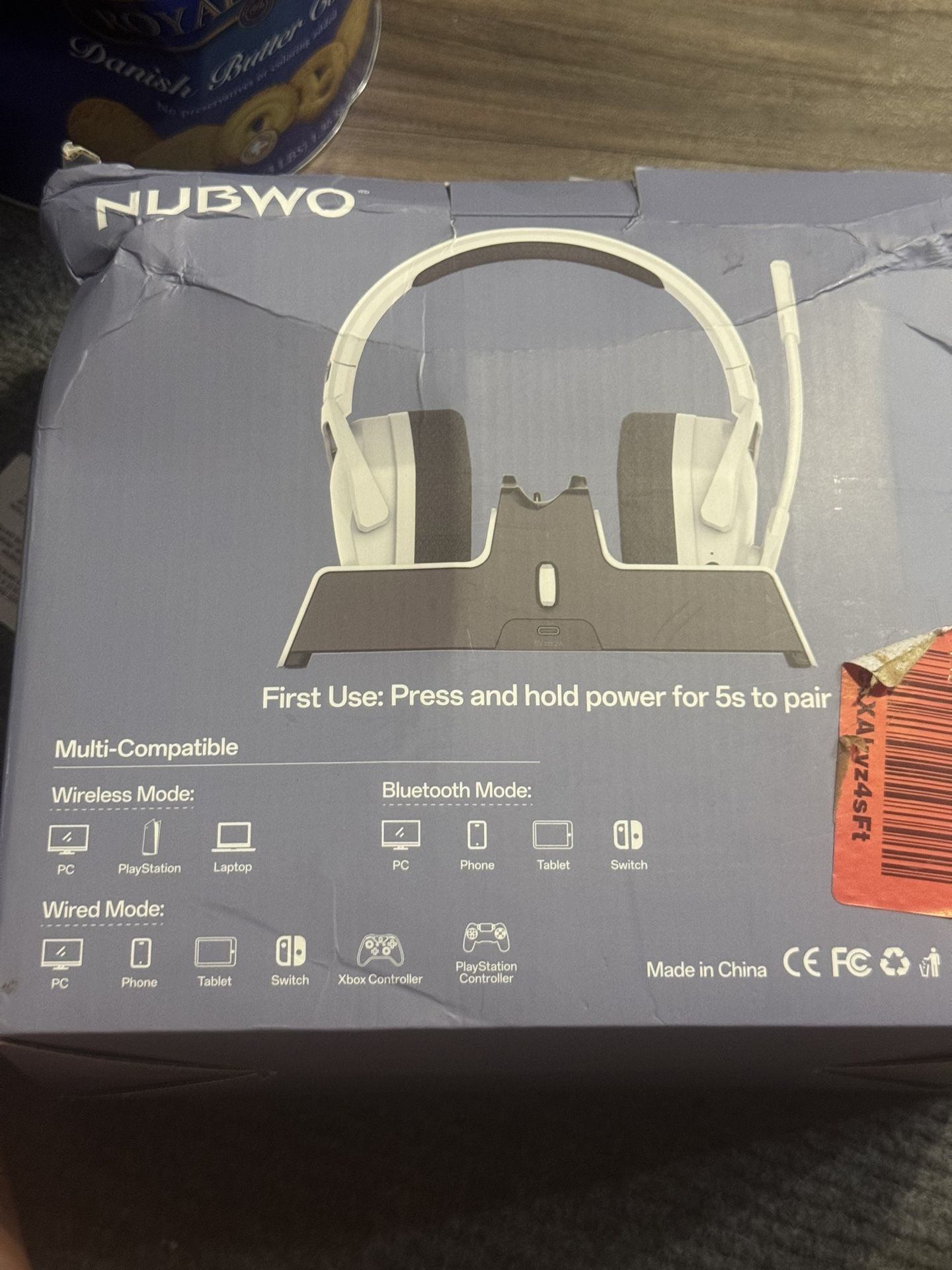 NUBWO G06 Pro Wireless Gaming Headset with Charging Station for Headset & PS5 Controller, 17ms Low Latency, 120H Battery Life, Dynamic 50mm Drivers-Wh