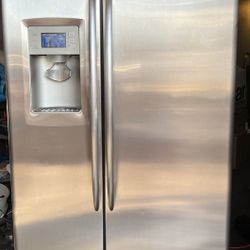 GE Profile Refrigerator 