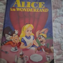 Disney Black Diamond Edition VHS  Alice In Wonderland  And Fantasia 