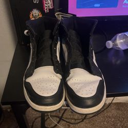 Jordan 1 Mid Size 13