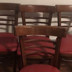 Lot Of 4 Chairs For $25