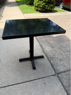 Restaurant dining tables 24x30