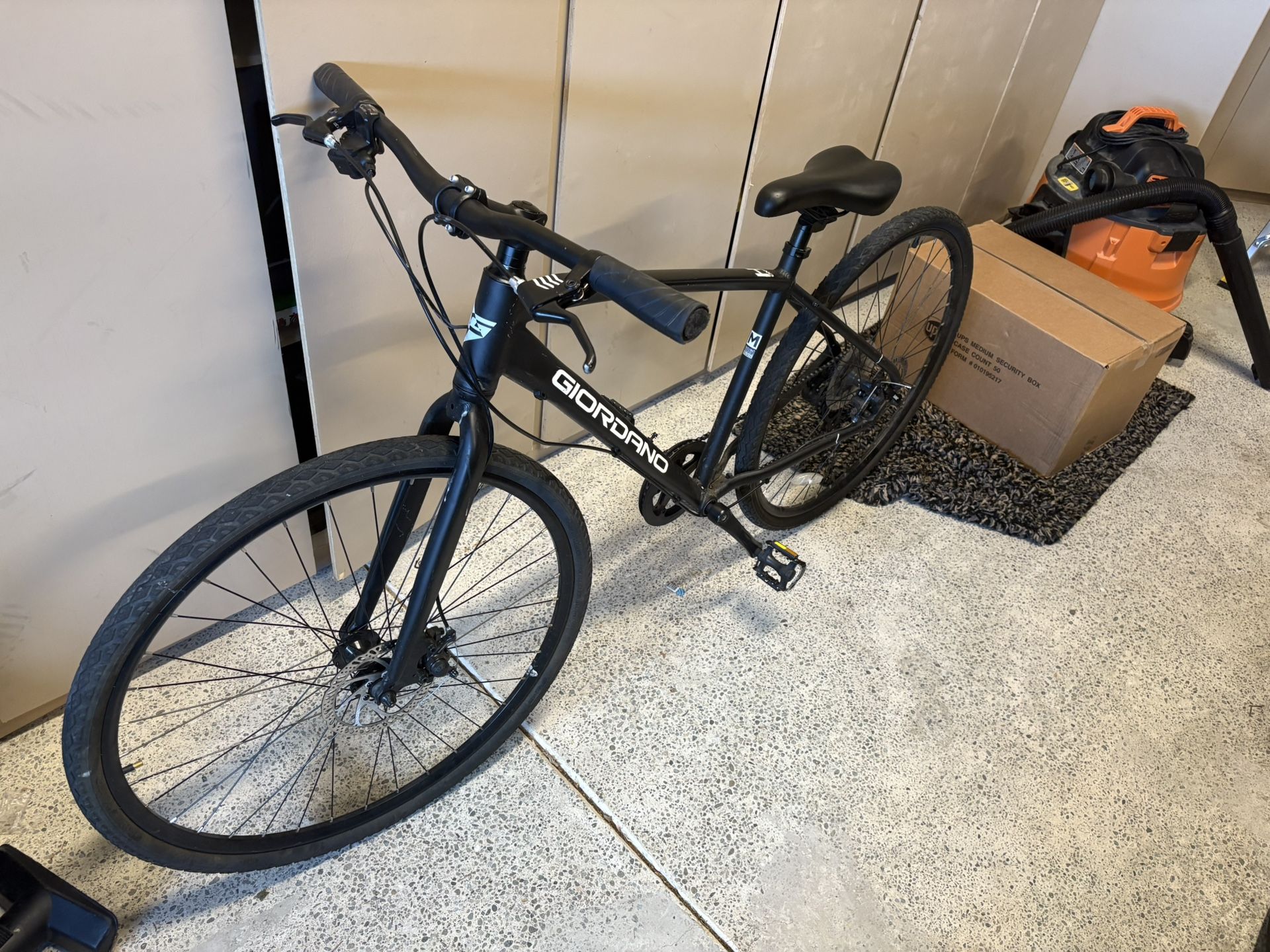 Giordano Road Bike