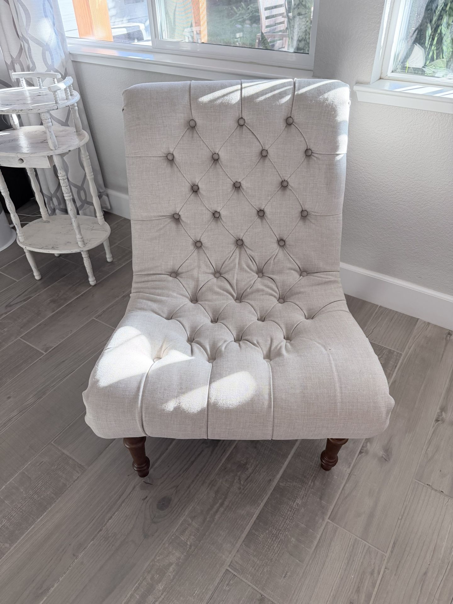 Beige Linen Button Tufted Chair