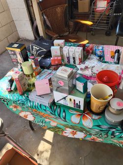 Yard sale 1939 West osborn
