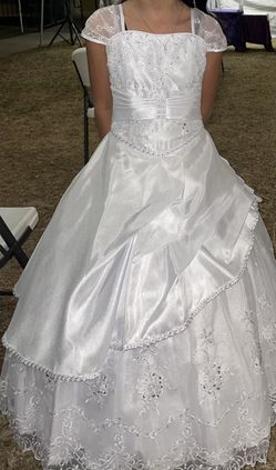 1st Communion Girls Dress (Size 8)