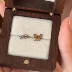 Cute cat small fish earrings female retro asymmetrical earrings niche design high-end earrings