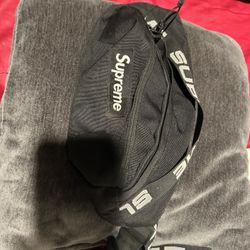 Supreme Fanny Pack 