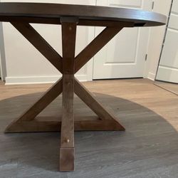 Breakfast/Dinner table -Like-New Table for Sale – With Original Packaging