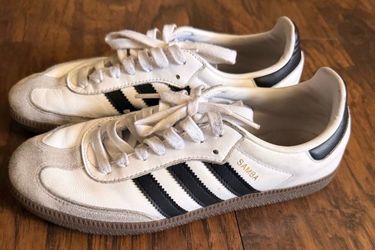 Woman Adidas Sambas