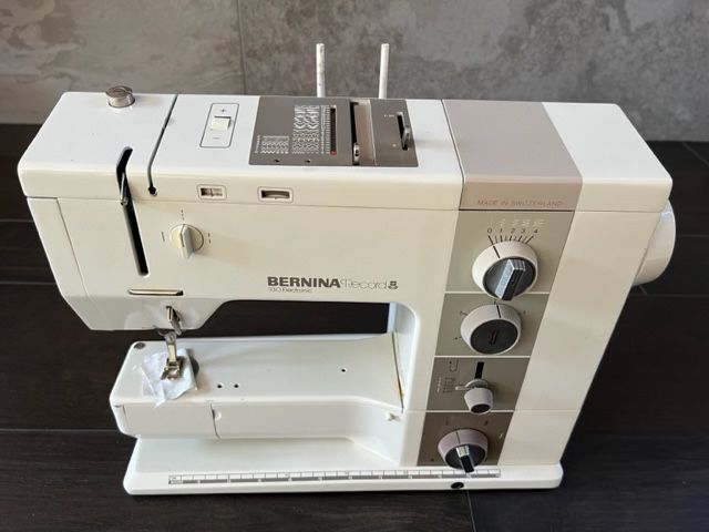  Bernina Record 930 Electronic Sewing Machine