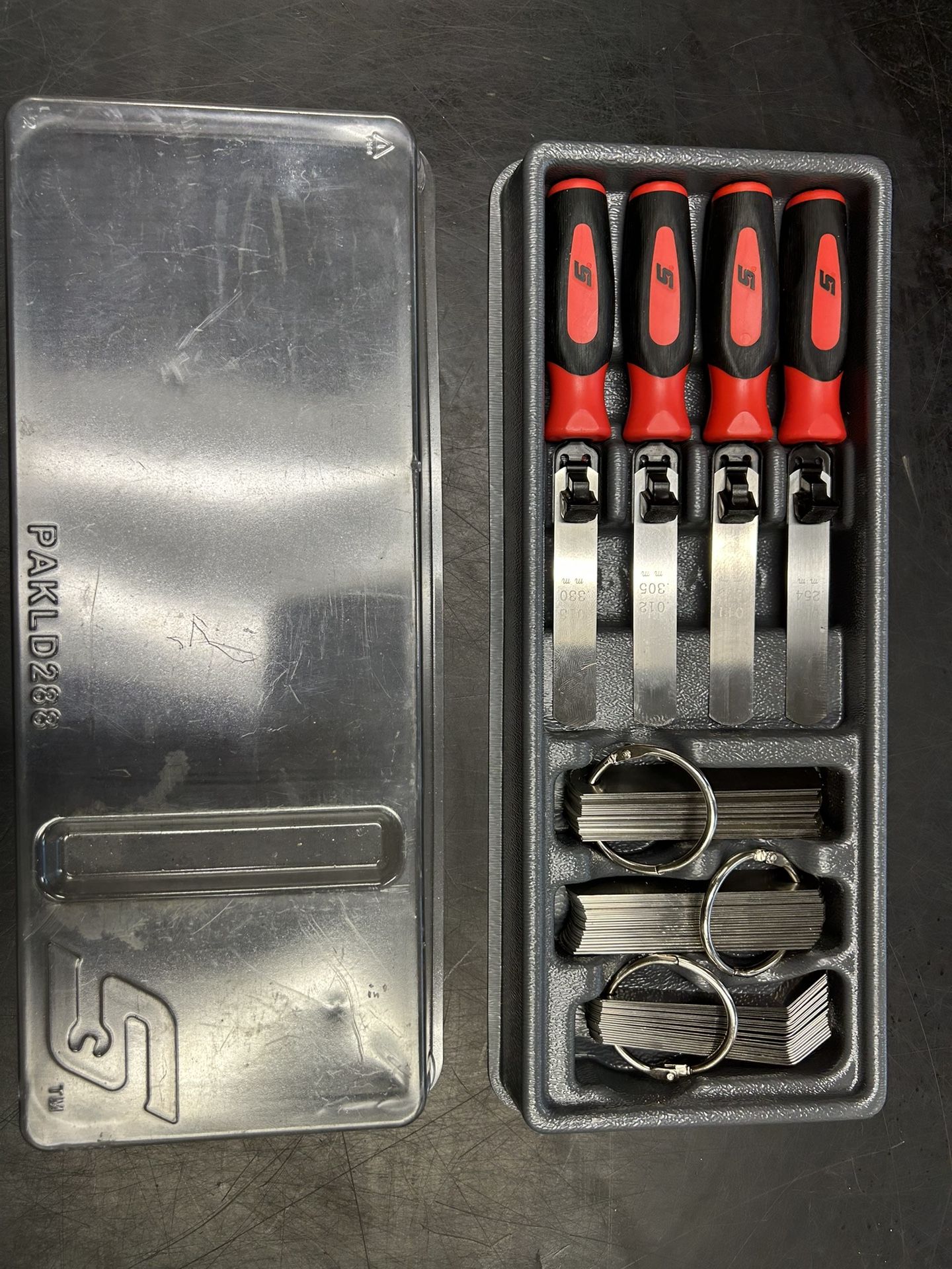 SNAP ON TOOLS USA RED Soft Grip Interchangable Feeler Blade Gauge Set FB336