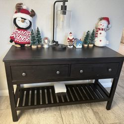 Entry Table/Buffet Table