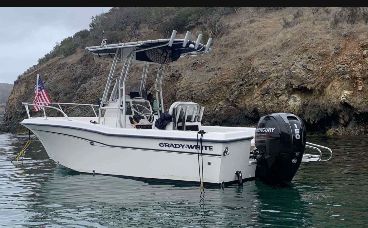 2000 Grady White 209 Escape Deep Sea V Hull