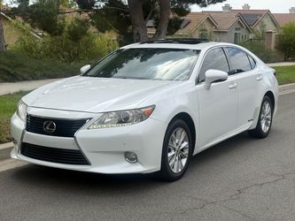 2013 Lexus ES 300h