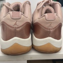 Women’s Jordan 11s Rose Gold 