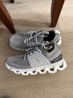 On Running Cloudswift Sneakers