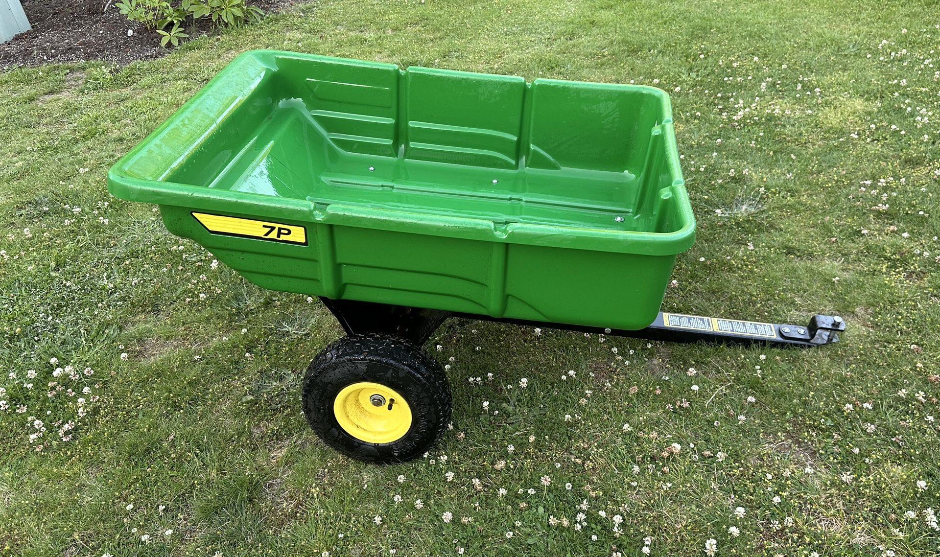 John Deere garden cart dump cart LP21935 7P Poly Cart