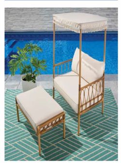 Canopy Chair with Matching Ottoman
