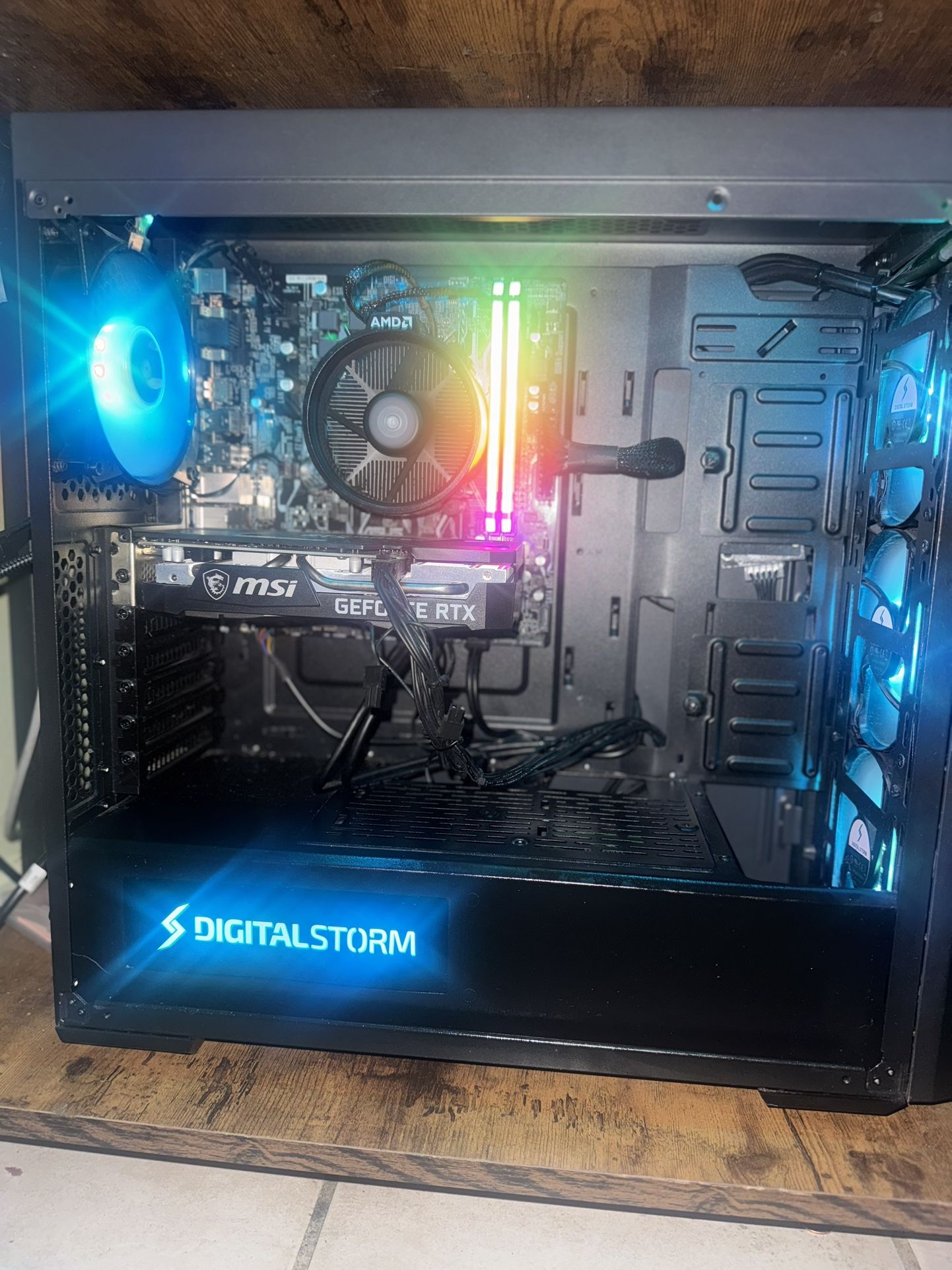 Selling Computer (perfectly Fine)