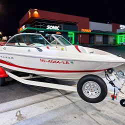 2004 Mercruiser Maxum1750