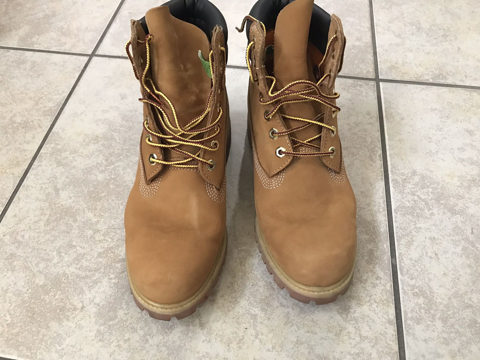 Timberland TB073540 Boot For Men Size 9 Wide
