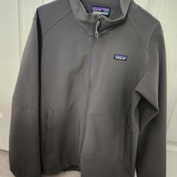 Patagonia men's medium Rain/Wind Jacket 