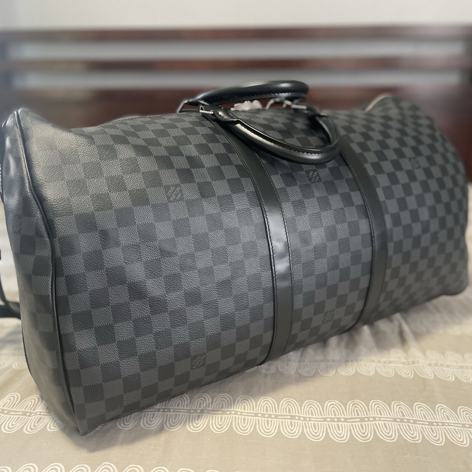 Louis Vuitton Duffle Size 55 for Sale in Alameda, CA - OfferUp
