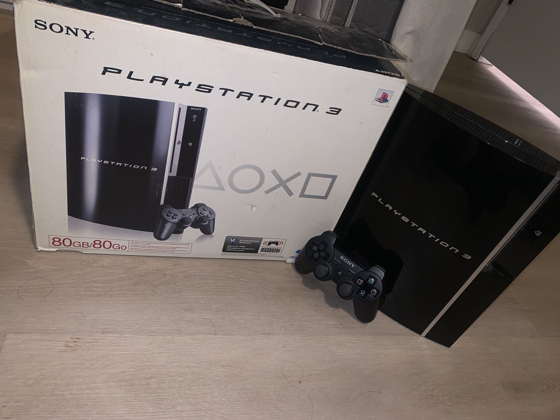 Modded PlayStation 3 Fat With Over 1000+ Games!
