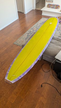 10' Surfboard like new longboard McConnel single