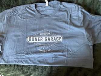 Men’s graphic T-shirts size extra large
