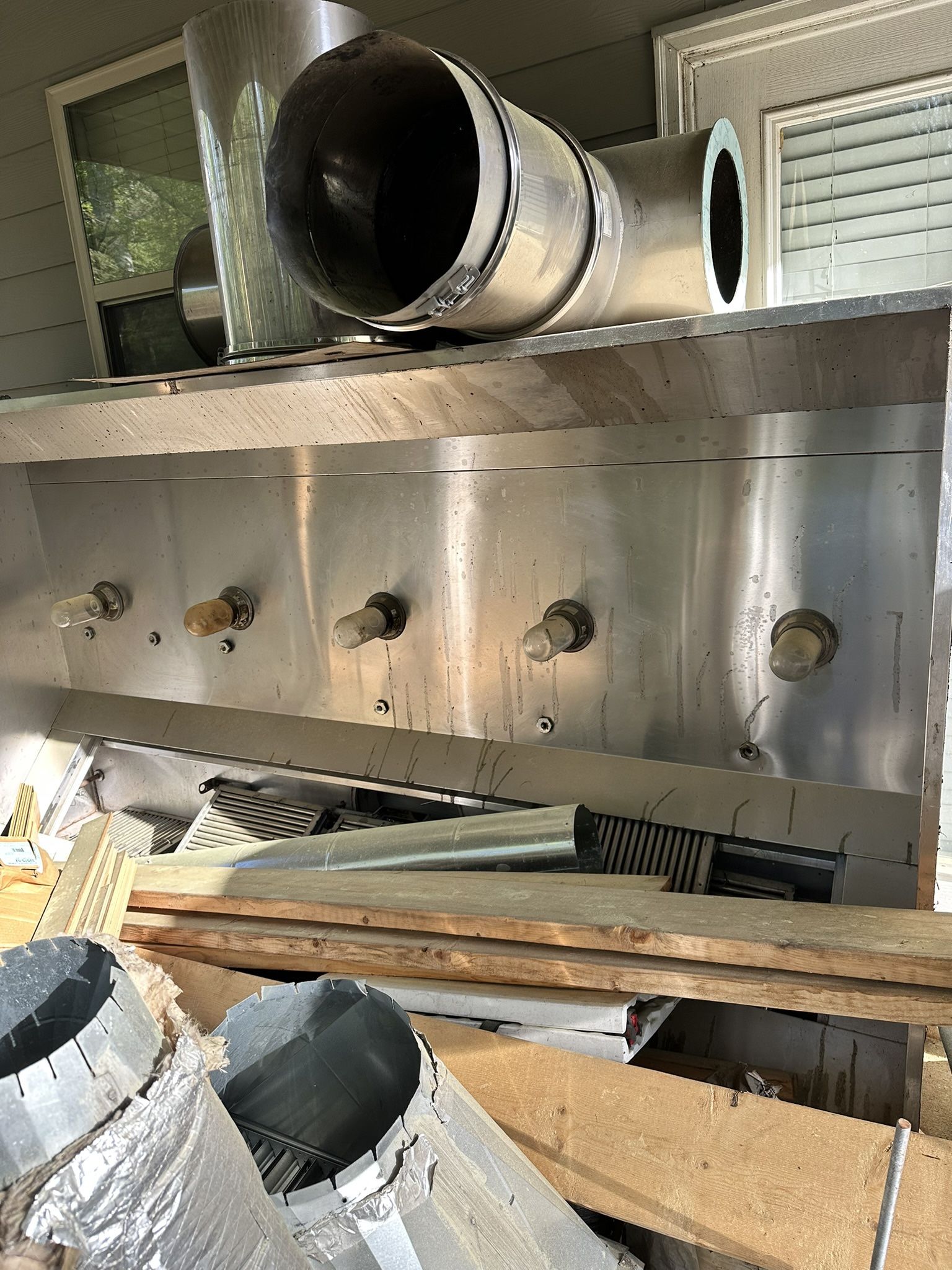 Restaurant Vent hood With 8 Burner Stove