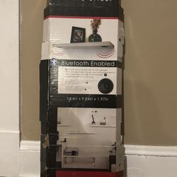 Studio sync music shelf Bluetooth speaker shelf color white