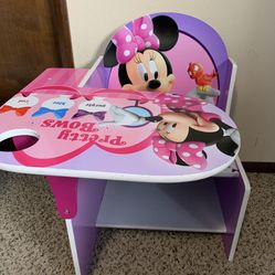 Minnie Desk