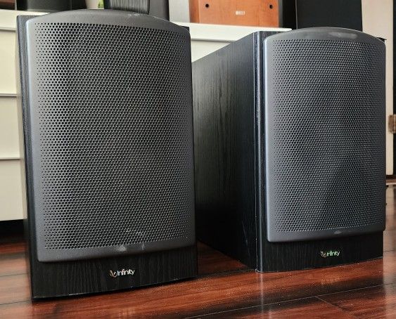 Pair (2) Infinity BETA 20 Bookshelf Speakers