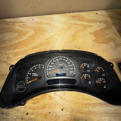 2005 Silverado Instrument Cluster