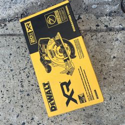 Dewalt Saw