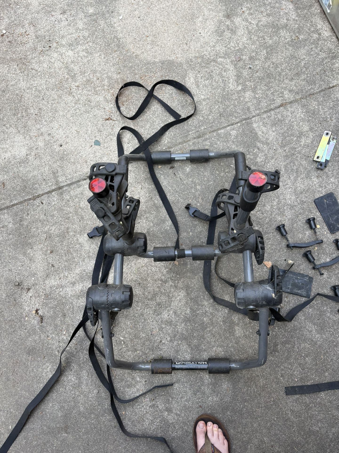 Hollywood F6 2 Bike Trunk Rack