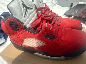 Air Jordan’s 5 retro raging bull 2021