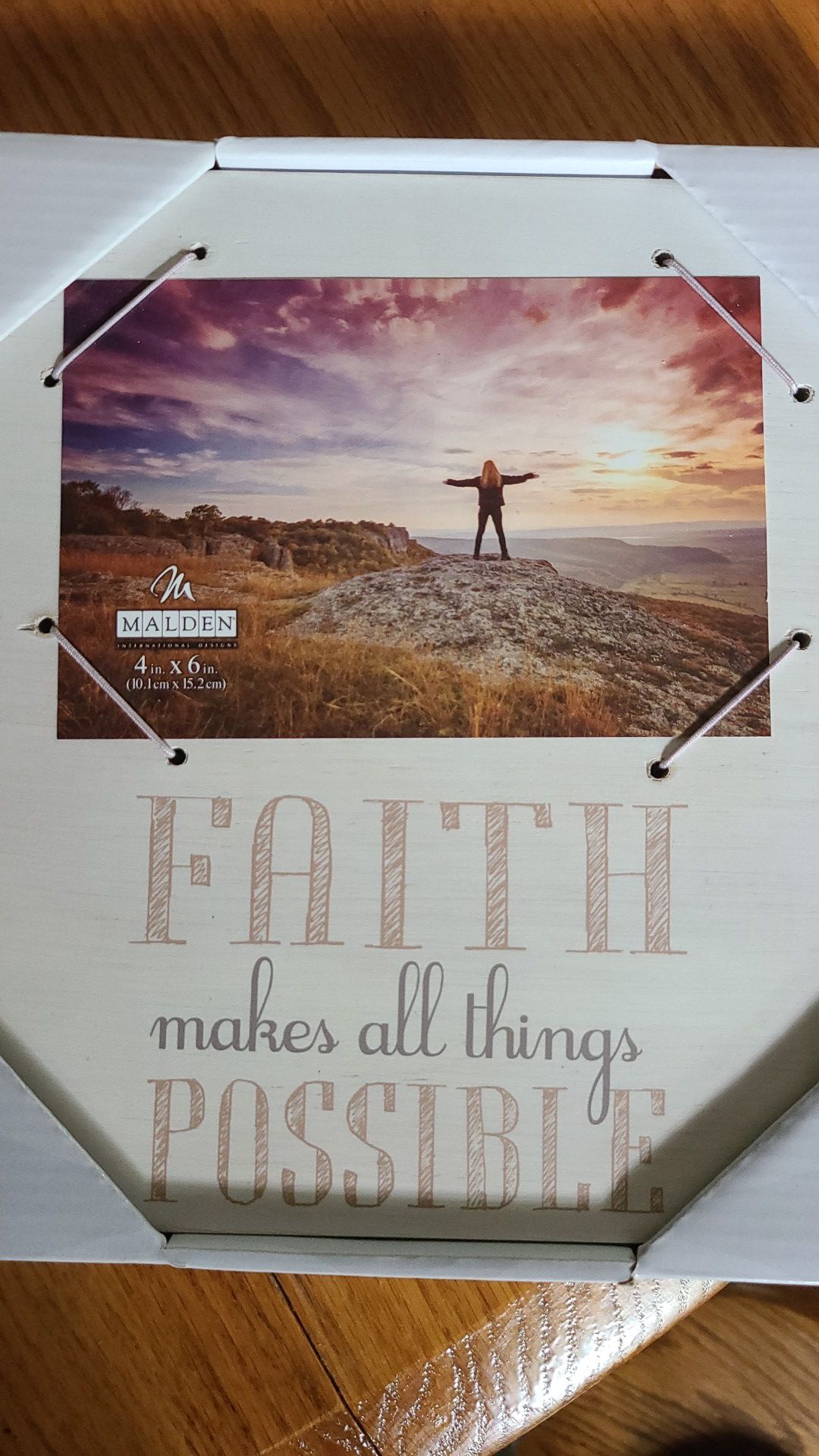 New, Picture Frame 4x6 picture. "FAITH makes all things POSSIBLE"