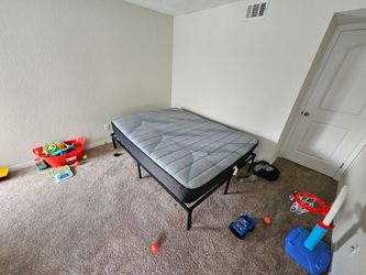 Queen siz mattress and frame