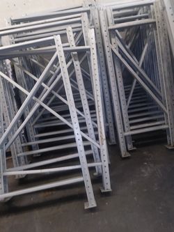 Pallet rack different sizes