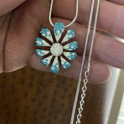 925 Silver Chain & Flower Pendant 
