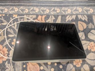 Google Pixel Tablet w/ Charging Speaker Dock & Charger