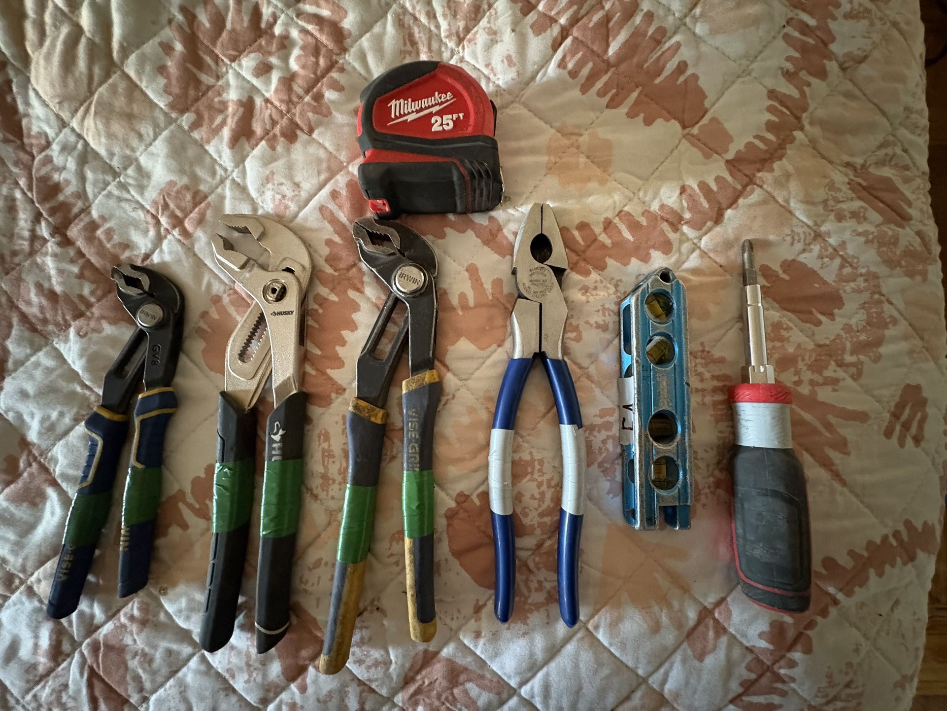Set of Tools With Tool Pouch