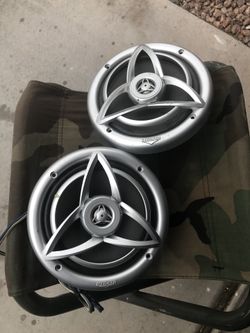 Kicker speakers