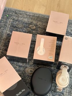 Kim x beats LIMITED EDITION LIMITED STOCK