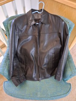 LEATHER JACKET size Large ( ITS AVAILABALE )
