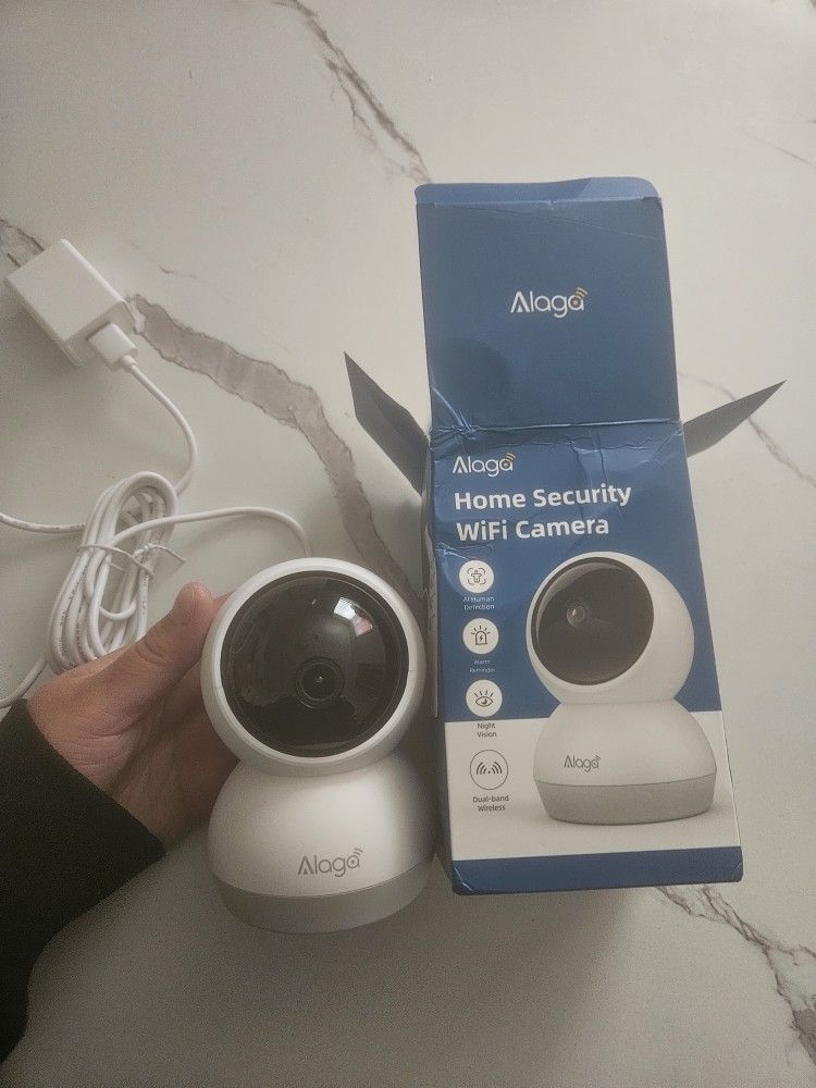 Security Camera/Wireless Doorbell NEW