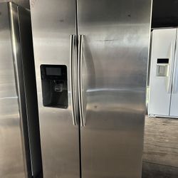 Samsung Stainless Steel Fridge Everything Works Great 2 Months Warranty 